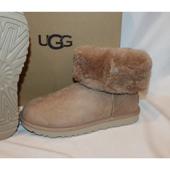 NIB Women's Shoes UGG CLASSIC SHORT II Mid-Calf Sheepskin Boots Beachwood Tan - Picture 3 of 8